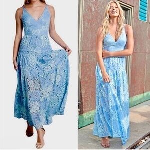 Dress the Population Melina Lace Fit & Flare Maxi Dress in Blue S